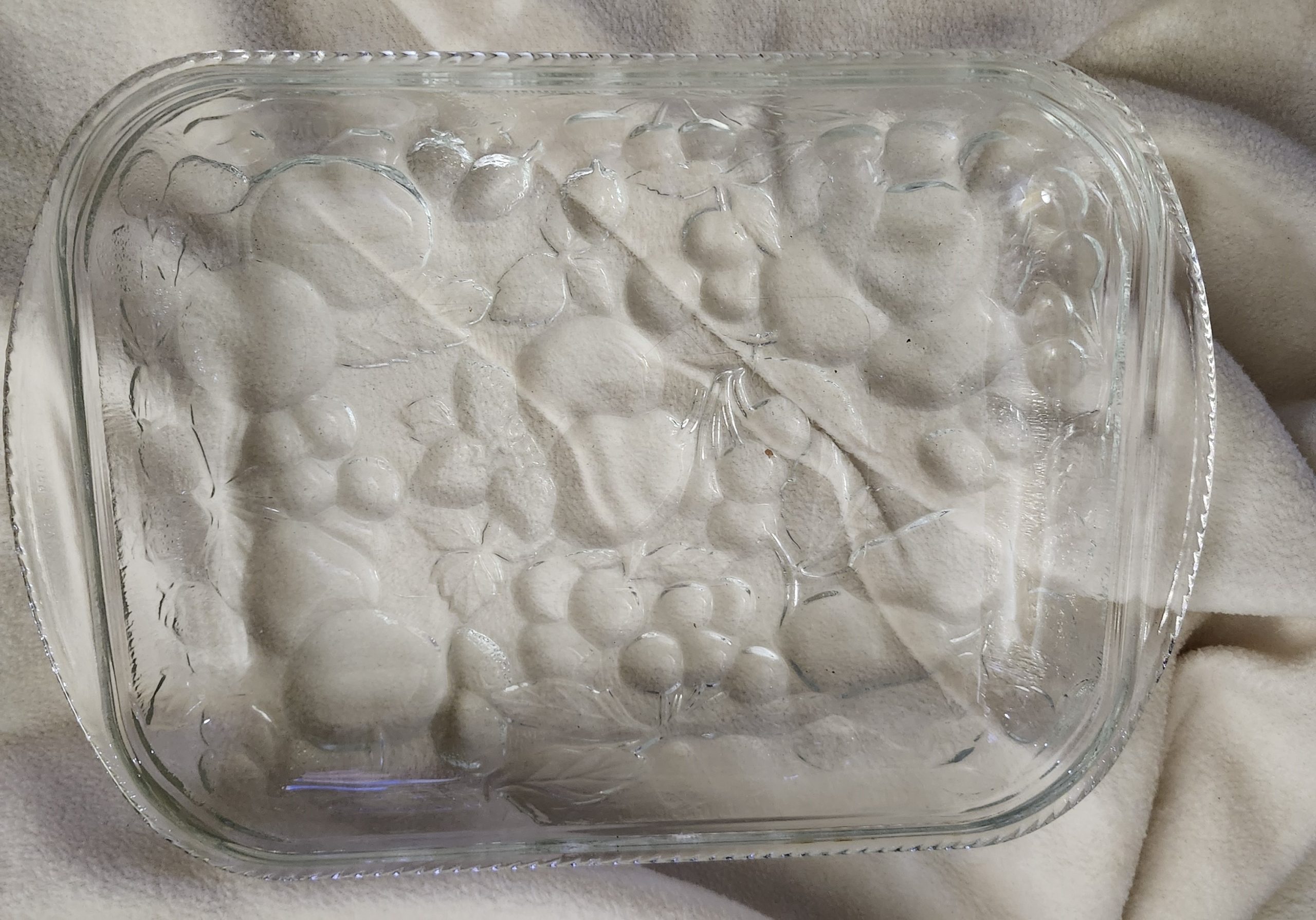 vintage libbey orchard fruit clear casserole baking dish vintage libbey orchard fruit clear casserole baking dish