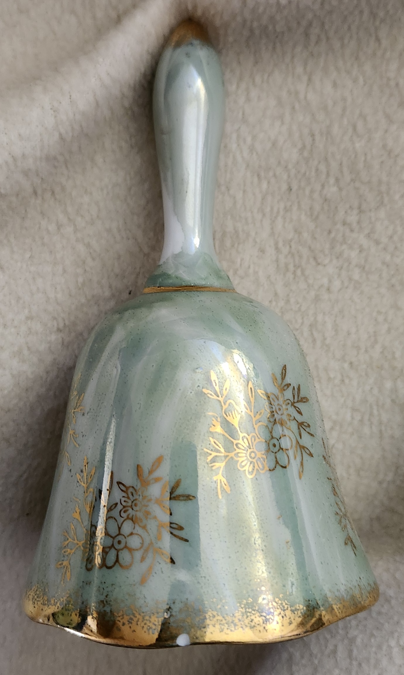 backside green lustre bell backside green lustre bell